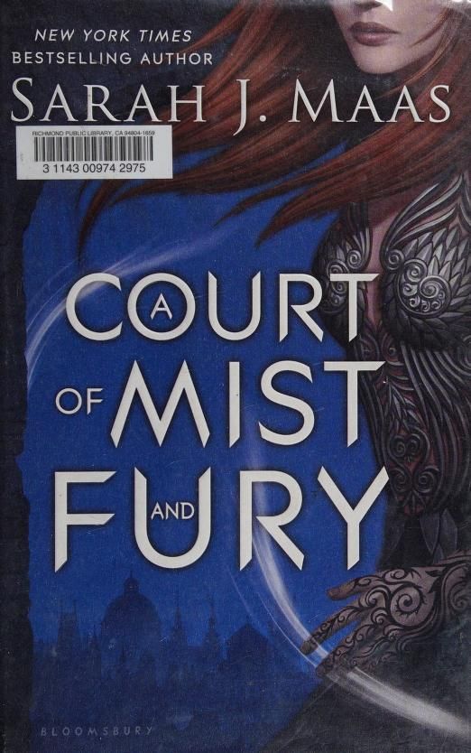Una corte de niebla y furia 封面