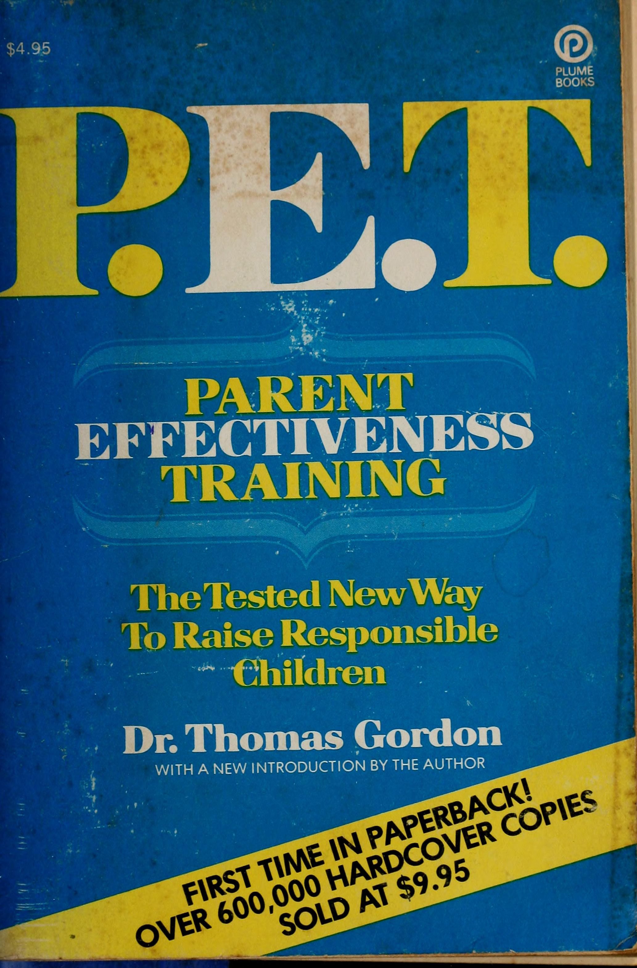 P.E.T 封面